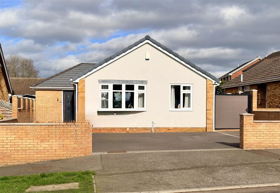 Main image of 3 bedroom Detached Bungalow for sale, Upperwood Road, Darfield, Barnsley, S73