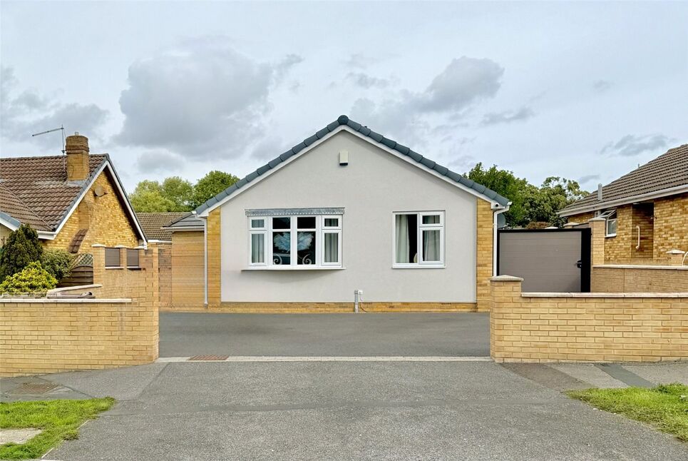 Main image of 3 bedroom Detached Bungalow for sale, Upperwood Road, Darfield, Barnsley, S73