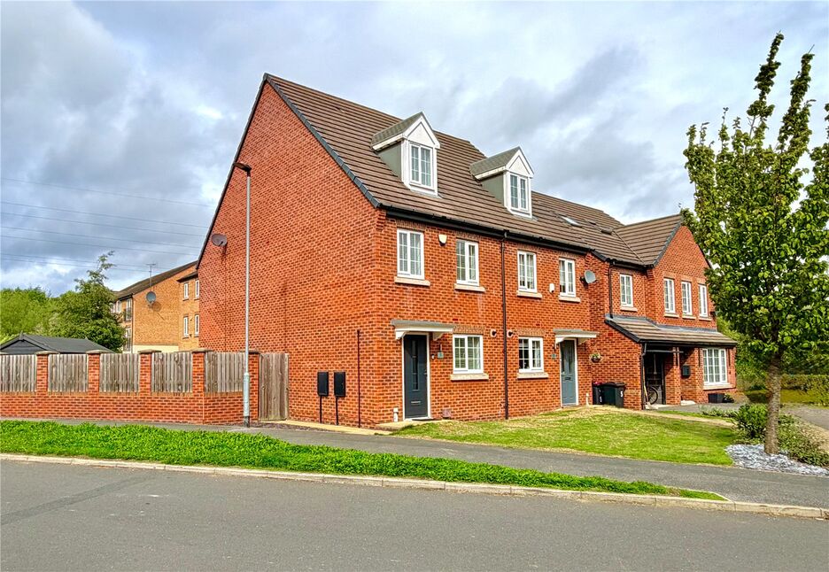 Main image of 3 bedroom Semi Detached House for sale, Red Kite Avenue, Wath-upon-Dearne, South Yorkshire, S63