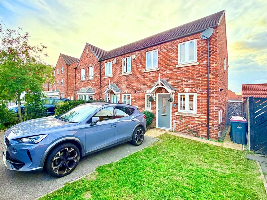 Main image of 2 bedroom House for sale, Goldfinch Court, Wath-upon-Dearne, South Yorkshire, S63