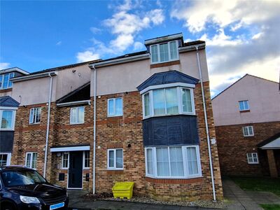 Hawthorn Close, 2 bedroom  Flat to rent, £650 pcm