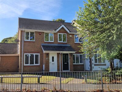 2 bedroom Mid Terrace House for sale