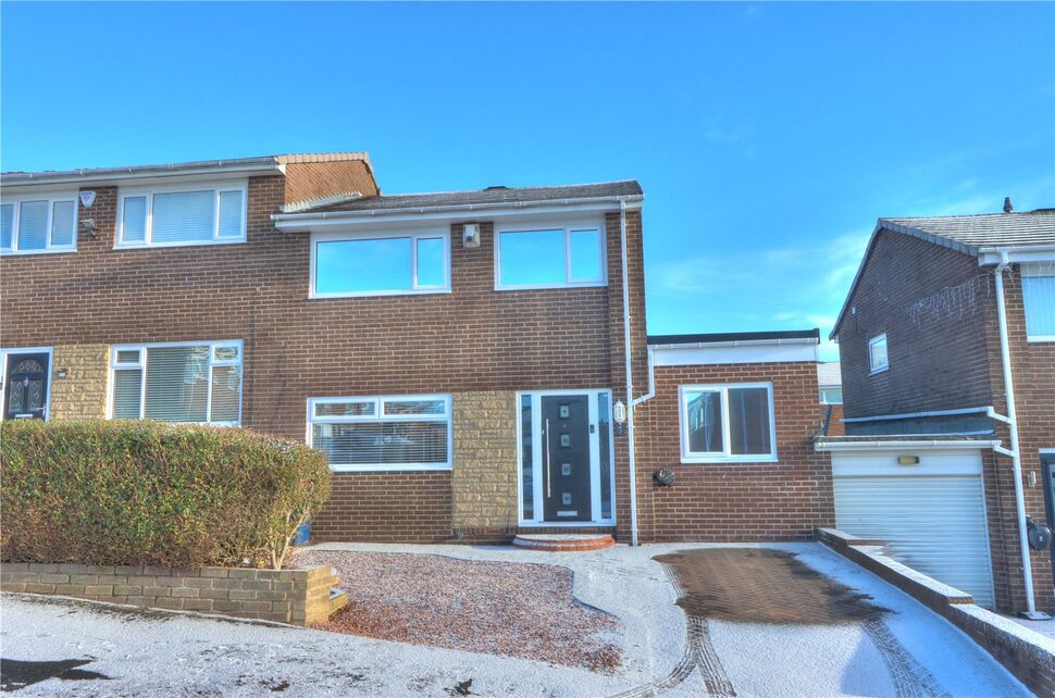 4 bedroom Semi Detached House for sale