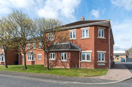 2 bedroom  Flat for sale