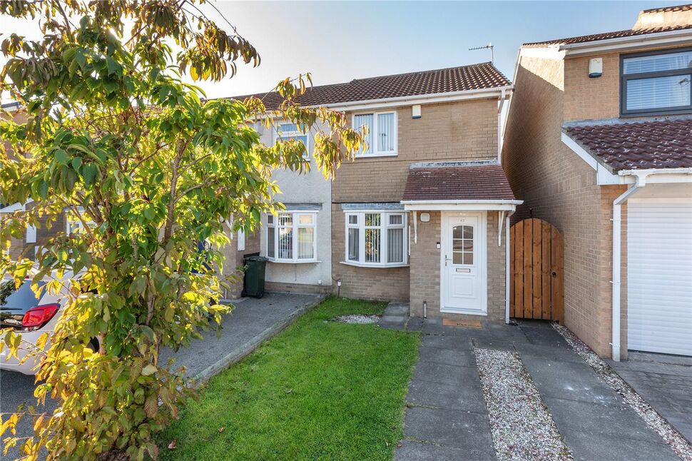 Main image of 2 bedroom Semi Detached House for sale, Rosedale Court, Newcastle upon Tyne, Tyne and Wear, NE5