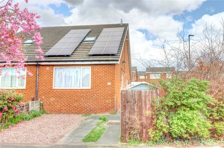 1 bedroom Semi Detached Bungalow for sale