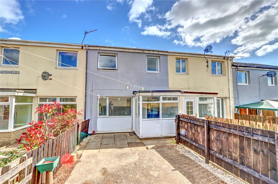 Main image of 3 bedroom Mid Terrace House to rent, Dayshield, Newcastle upon Tyne, Tyne and Wear, NE5