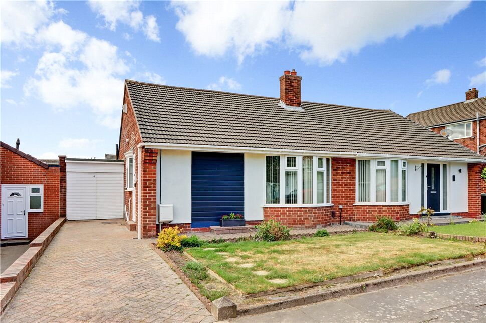 2 bedroom Semi Detached Bungalow for sale