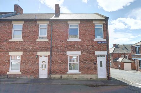 3 bedroom End Terrace House for sale