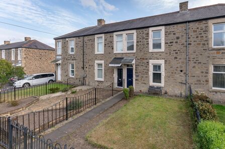 2 bedroom Mid Terrace House for sale