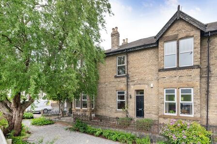 2 bedroom  Flat for sale