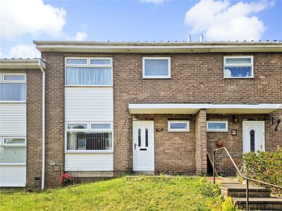 3 bedroom Mid Terrace House for sale