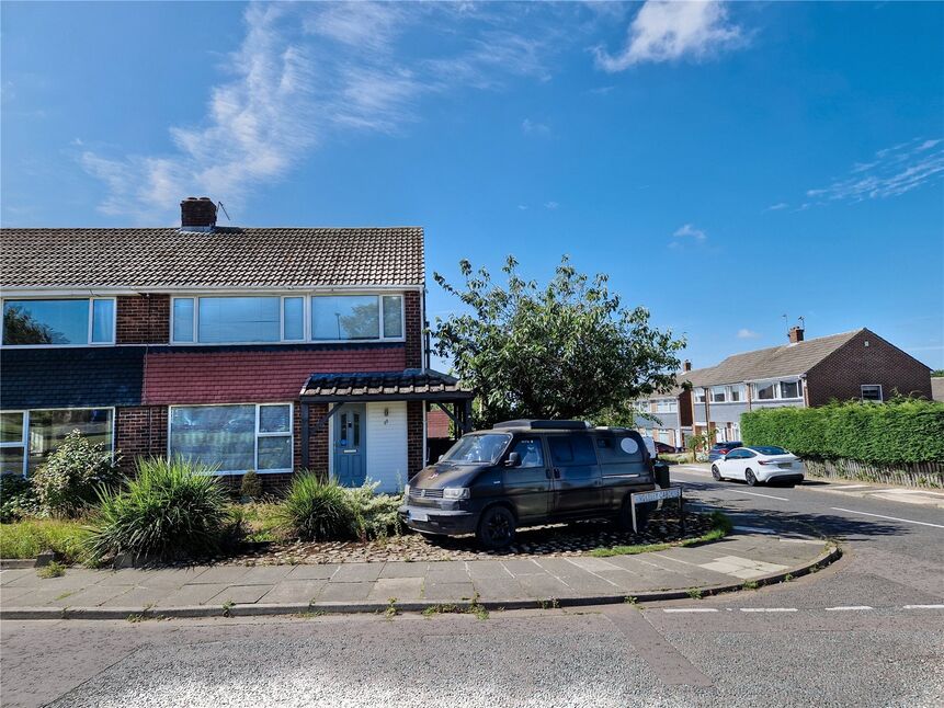 Main image of 3 bedroom Semi Detached House for sale, Hillhead Parkway, Newcastle upon Tyne, Tyne and Wear, NE5
