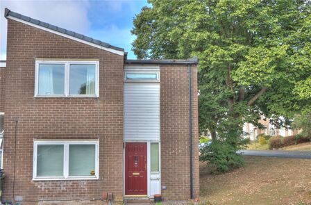 2 bedroom End Terrace House for sale