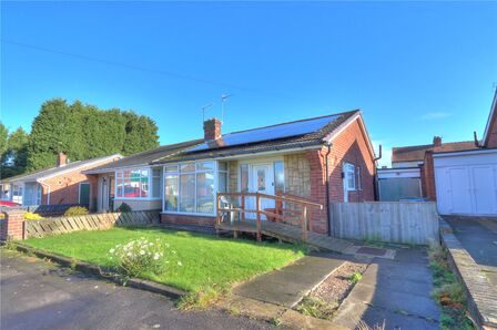 2 bedroom Semi Detached Bungalow for sale