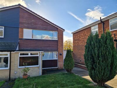 3 bedroom Semi Detached House to rent