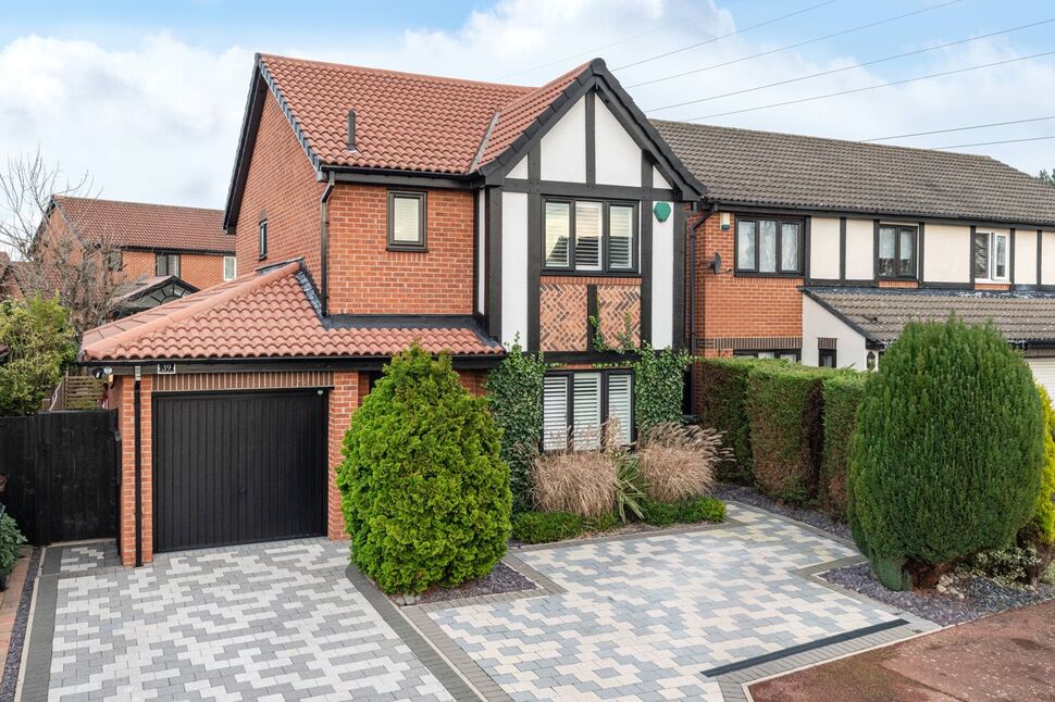 3 bedroom Detached House for sale