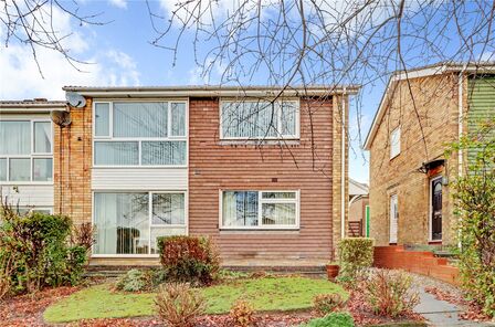 Hillhead Parkway, 2 bedroom  Flat for sale, £120,000