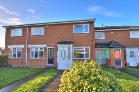 2 bedroom Mid Terrace House for sale