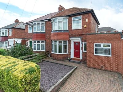 3 bedroom Semi Detached House to rent