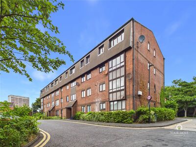 1 bedroom Flat for sale
