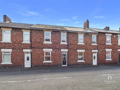 3 bedroom Mid Terrace House for sale