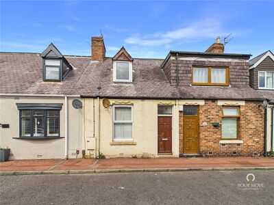 2 bedroom Mid Terrace House for sale