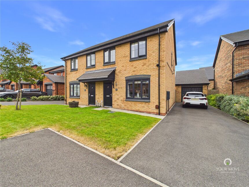 3 bedroom Semi Detached House for sale