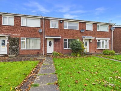3 bedroom Mid Terrace House for sale