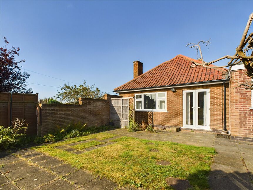 3 bedroom Detached Bungalow for sale, Sandringham Drive, Bramcote, NG9