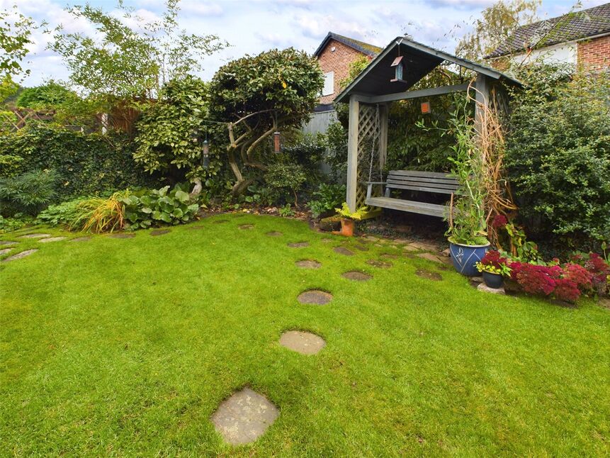 4 bedroom Link Detached House for sale, Brookside Avenue, Wollaton, NG8