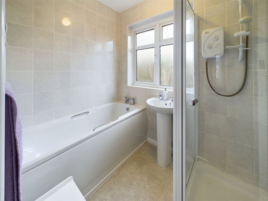 3 bedroom Detached House for sale, Runswick Drive, Wollaton, NG8 £354,950