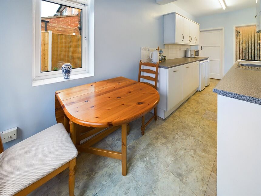 3 bedroom Detached House for sale, Runswick Drive, Wollaton, NG8 £354,950