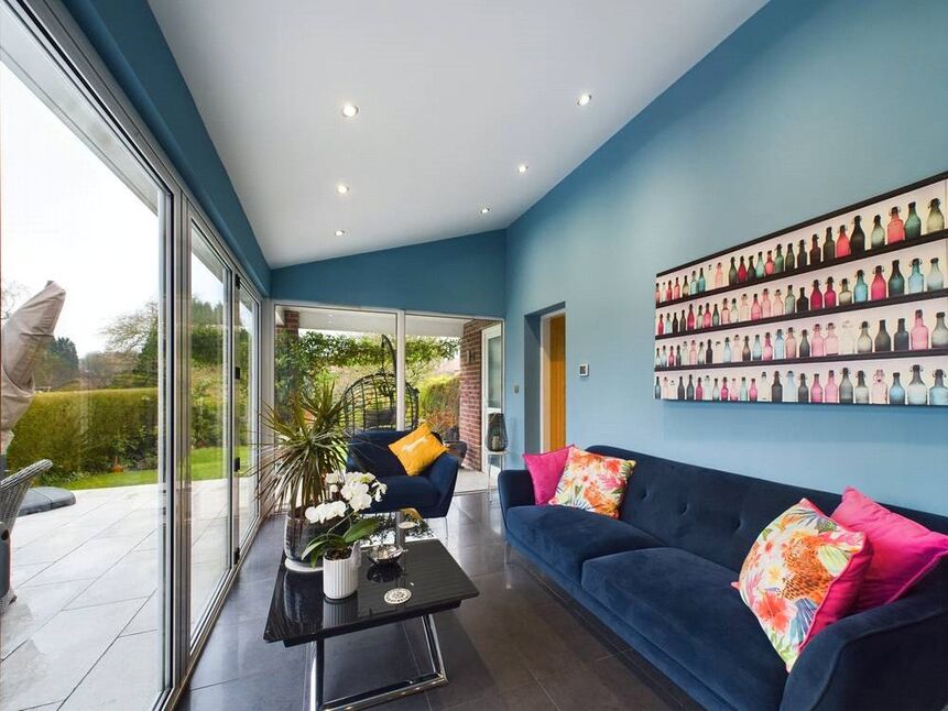 4 bedroom Detached House for sale, Arundel Drive, Bramcote, NG9 £519,000