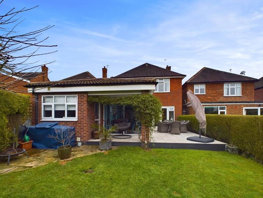 4 bedroom Detached House for sale, Arundel Drive, Bramcote, NG9 £519,000