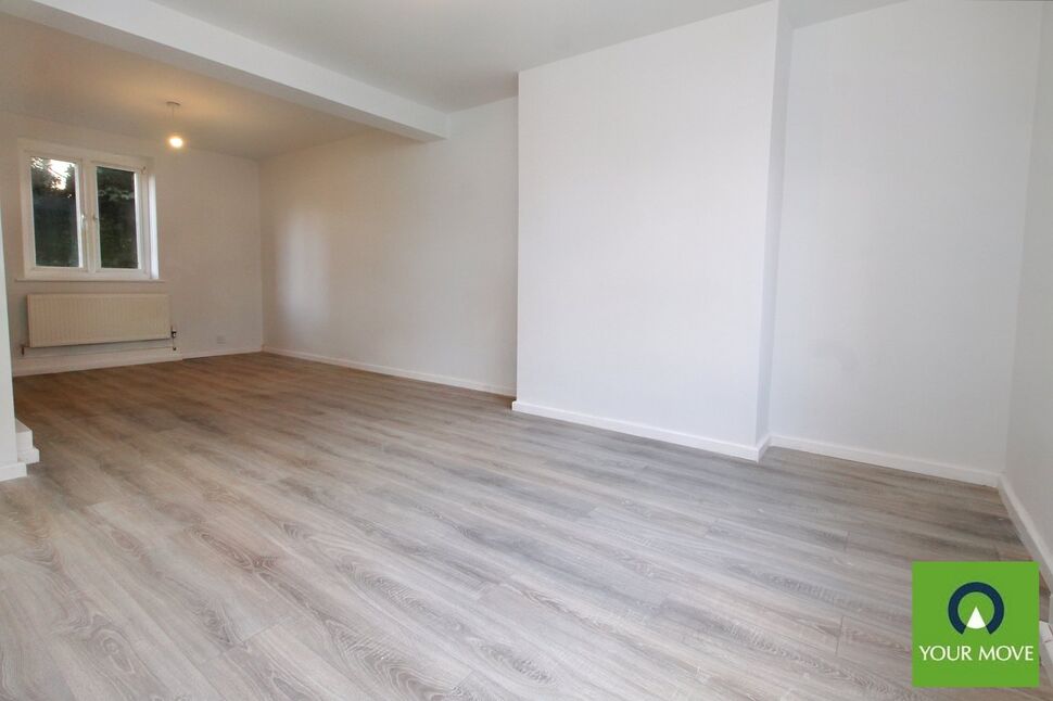 2 bedroom Flat for sale, Leeming Gardens, Sheriff Hill, NE9 £70,000