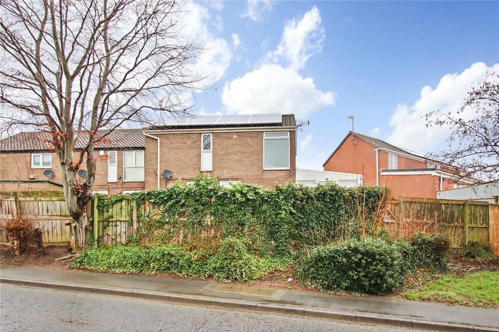3 bedroom Mid Terrace House for sale, Raby Road, Oxclose, NE38 £55,000