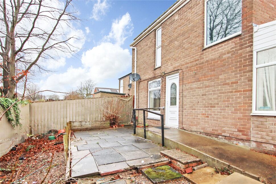 3 bedroom Mid Terrace House for sale, Raby Road, Oxclose, NE38 £55,000