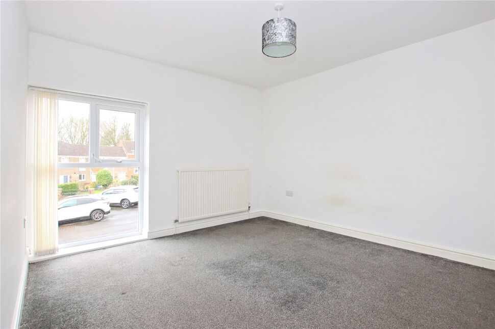 3 bedroom Mid Terrace House for sale, Stanhope, Oxclose, NE38 £130,000