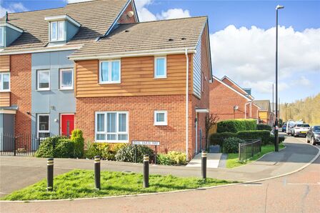 Teal Farm Way, 3 bedroom End Terrace House for sale, £200,000