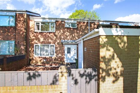 3 bedroom Mid Terrace House for sale