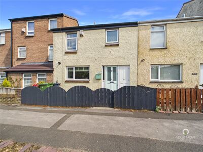 3 bedroom Mid Terrace House for sale