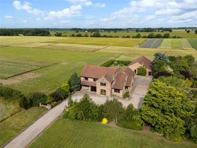 Broad Lane, 6 bedroom Detached House for sale, &pound;1,350,000