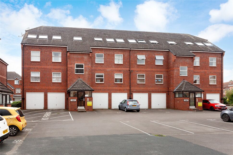 Main image of 1 bedroom Flat for sale, Whitecross Gardens, York, North Yorkshire, YO31