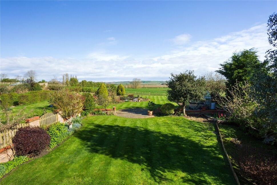 3 bedroom Detached House for sale, East End, Sheriff Hutton, YO60 £