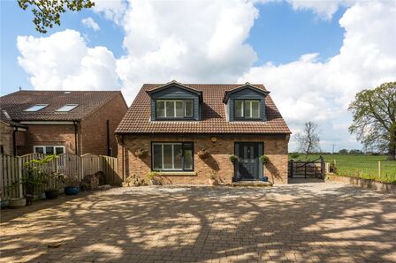 Strensall Road, 4 bedroom Detached House for sale, £625,000