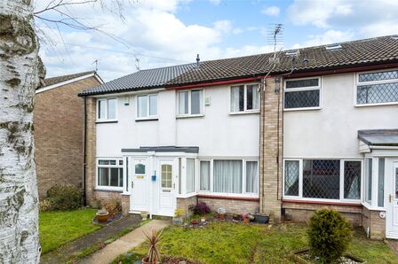 Harold Court, 3 bedroom Mid Terrace House for sale, £250,000