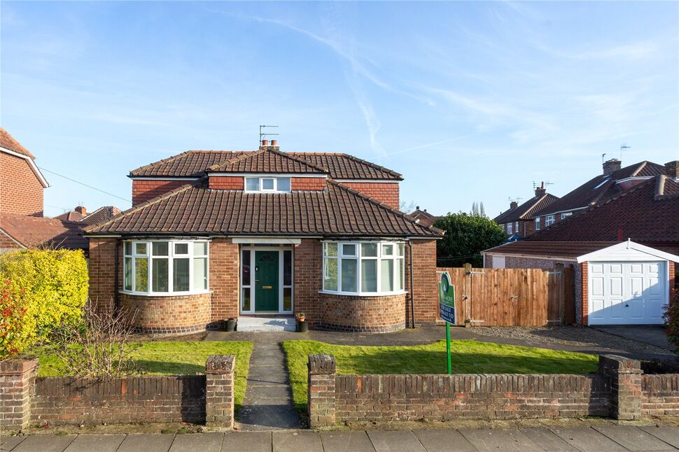3 bedroom Detached Bungalow for sale