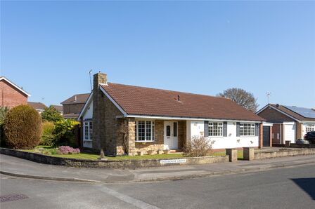 Sherborne Grove, 3 bedroom Detached Bungalow for sale, £375,000