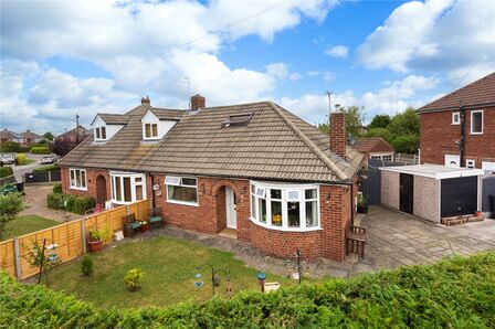Doriam Drive, 2 bedroom Semi Detached Bungalow for sale, £325,000